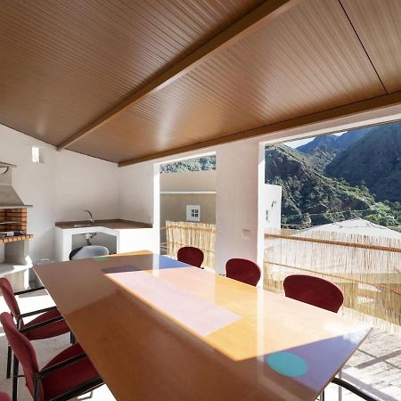 Lightbooking Hermigua Juan Y Fina II Villa Екстериор снимка